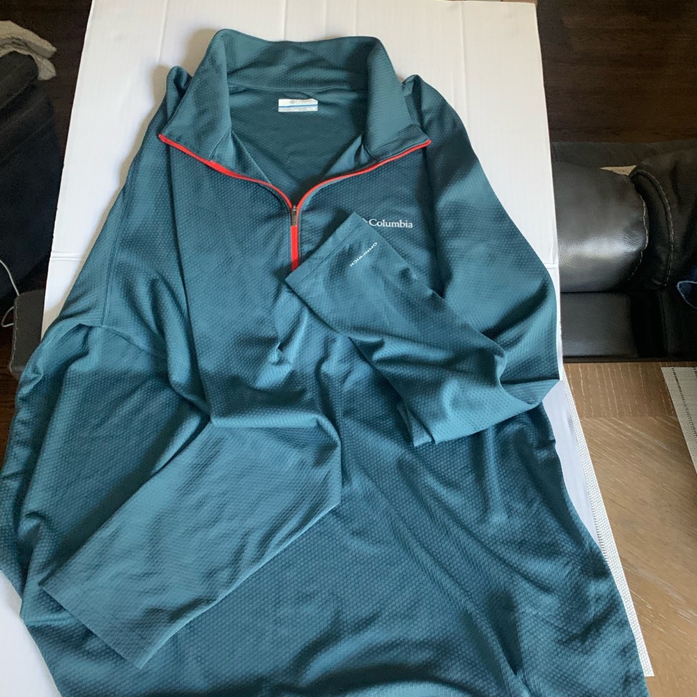 Columbia Blue Quarter-Zip Pullover